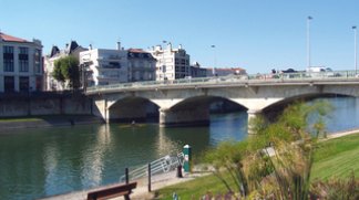 Terrain constructible à Saintes